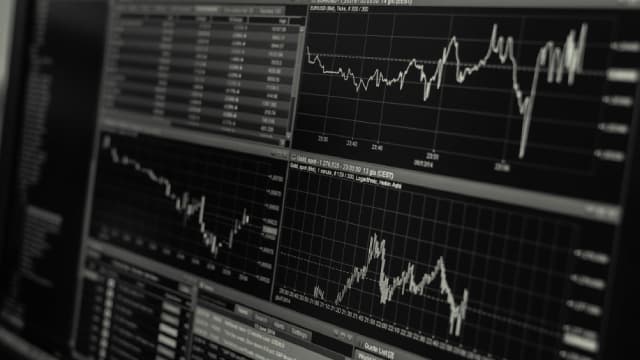 US stocks open in the red: S&P 500 slips 0.2%, Dow down over 150 points