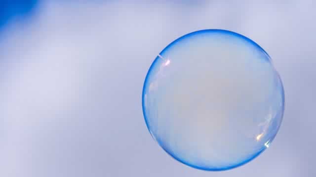 AI Isn't the Dot-Com Bubble, but That Won't Stop It From Ending Badly