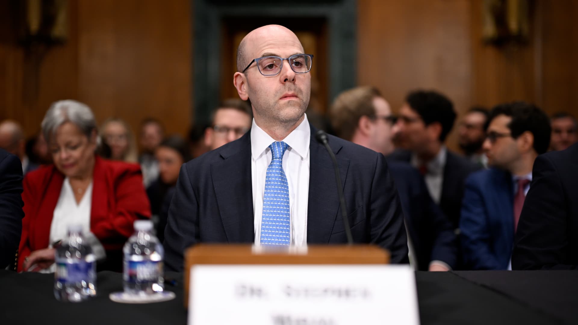 New Trump appointee Miran calls for half-point cut in only dissent as rest of Fed bands together
