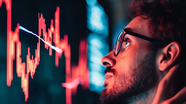 This hedge-fund legend just warned investors not to chase stocks higher. Why he is investing in AI anyway.