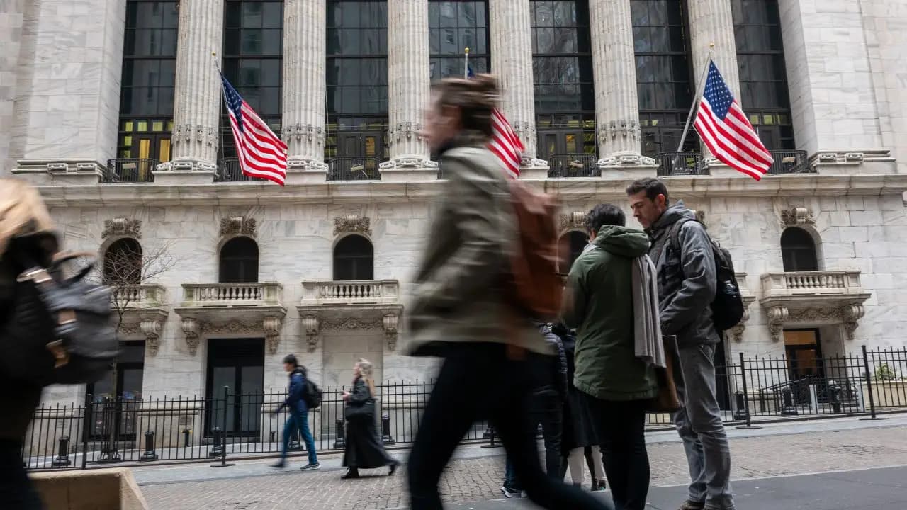 Trump administration, Federal Reserve, and CBO release conflicting economic forecasts for next four years